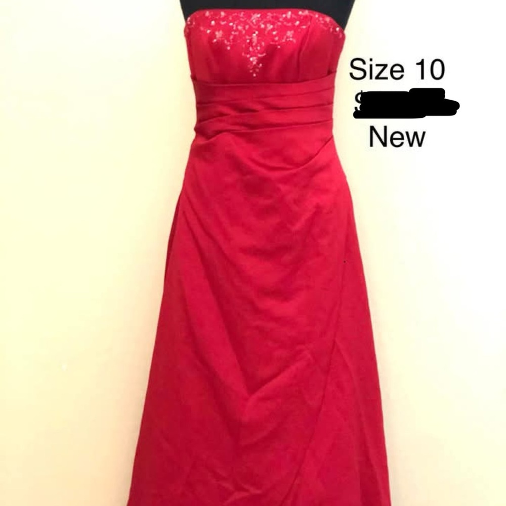 Strapless Red Evening Gown - Elegant Formal Dress